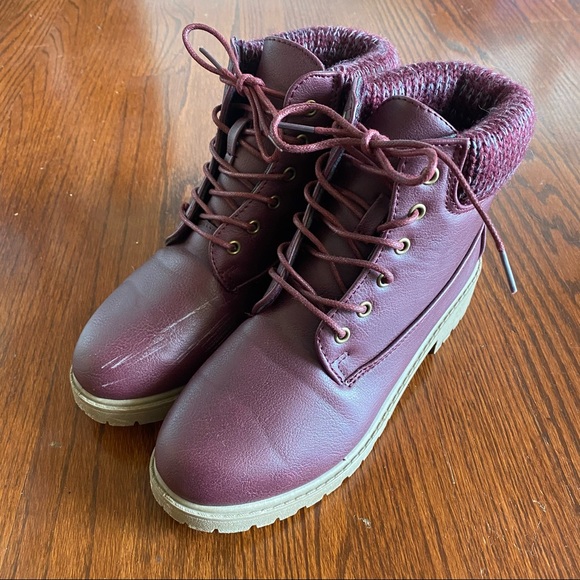 Burgundy boots - Picture 4 of 6
